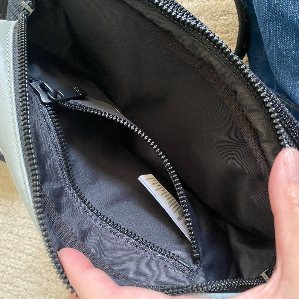 Y-3 Light Gray Belt Bag - Picture 4 of 8